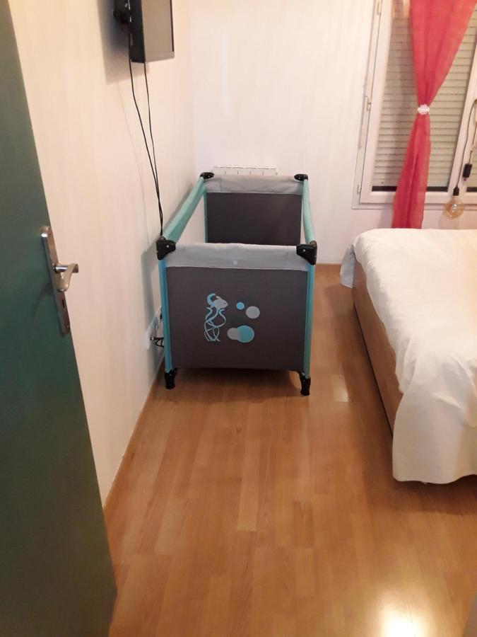 Heyzie Apartment Понто-Комбо Екстериор снимка