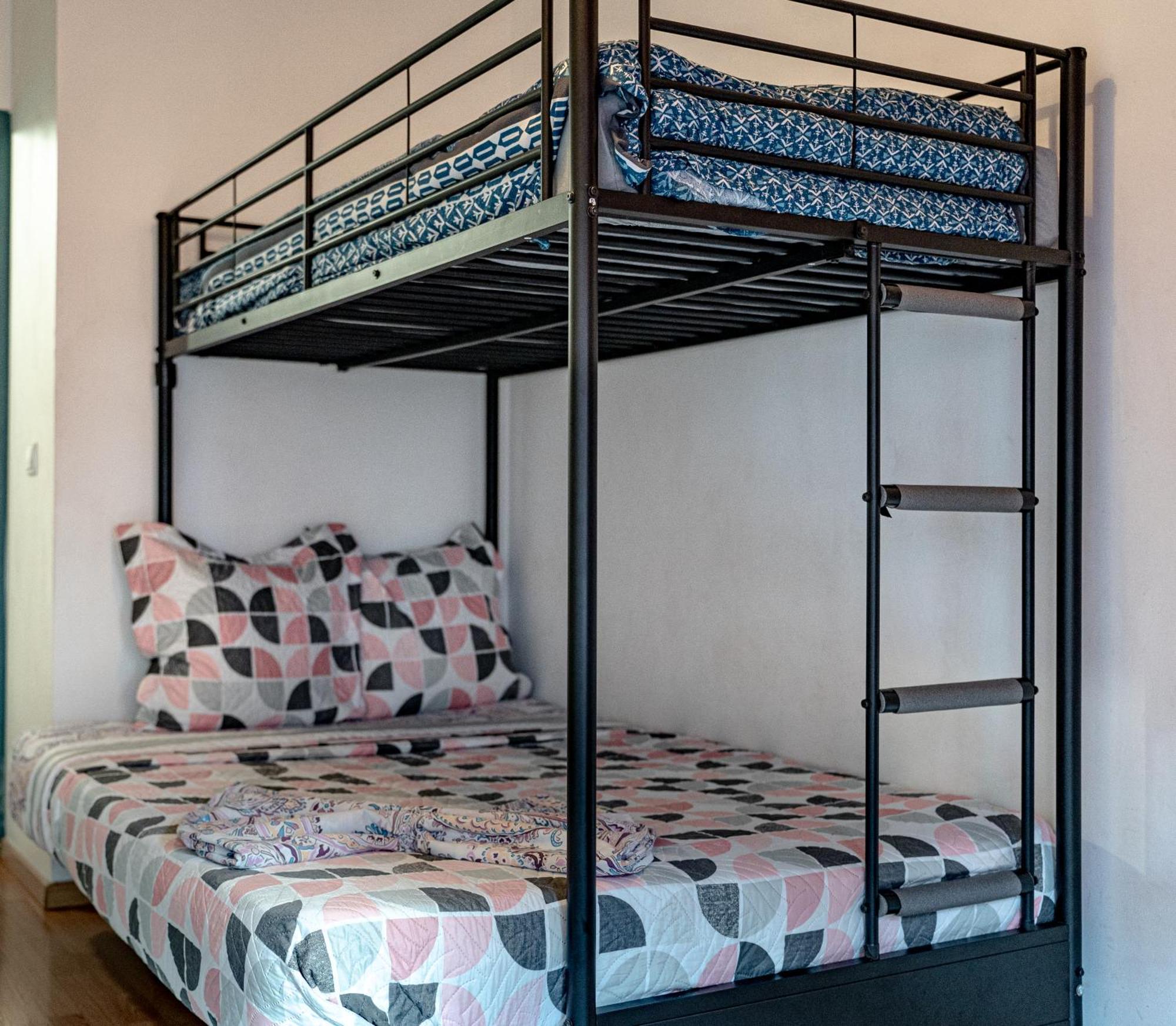 Heyzie Apartment Понто-Комбо Екстериор снимка